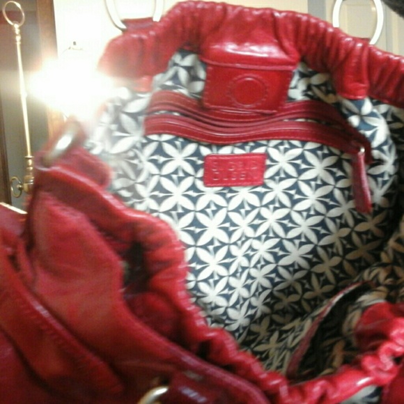 Sigrid Olsen - Picture 3 of 3