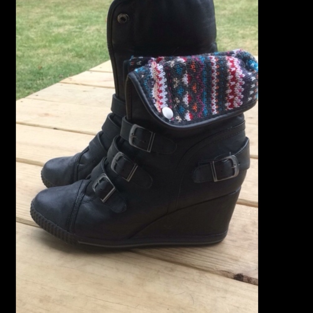 🎄CCO🎄 Bucco size 8 1/2 wedge bootie