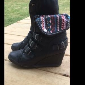 🎄CCO🎄 Bucco size 8 1/2 wedge bootie