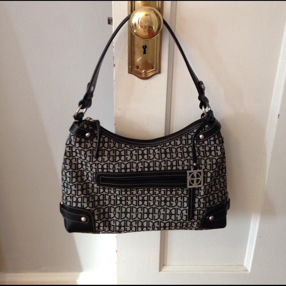Giani Bernini signature bag! Excellent condition!!