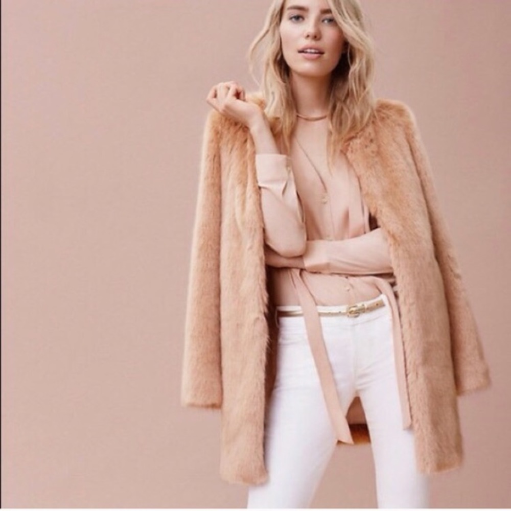 NWOT Gorgeous Ann Taylor Faux Fur Coat