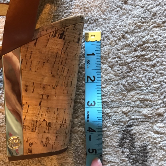 MK platform Heels - Picture 3 of 4