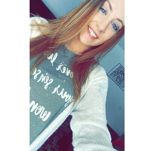 Meet your Posher, Katelyn