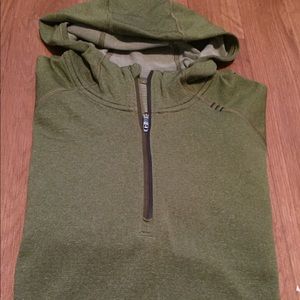 Lululemon Metal Vent 1/2 zip Hoodie (long sleeve)