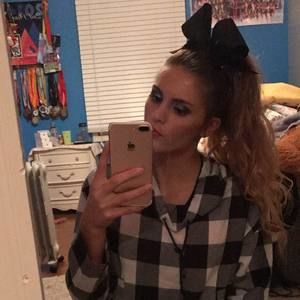 Meet your Posher, Abby