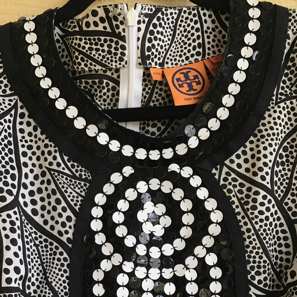 Tory Burch Caftan with sequins size 6