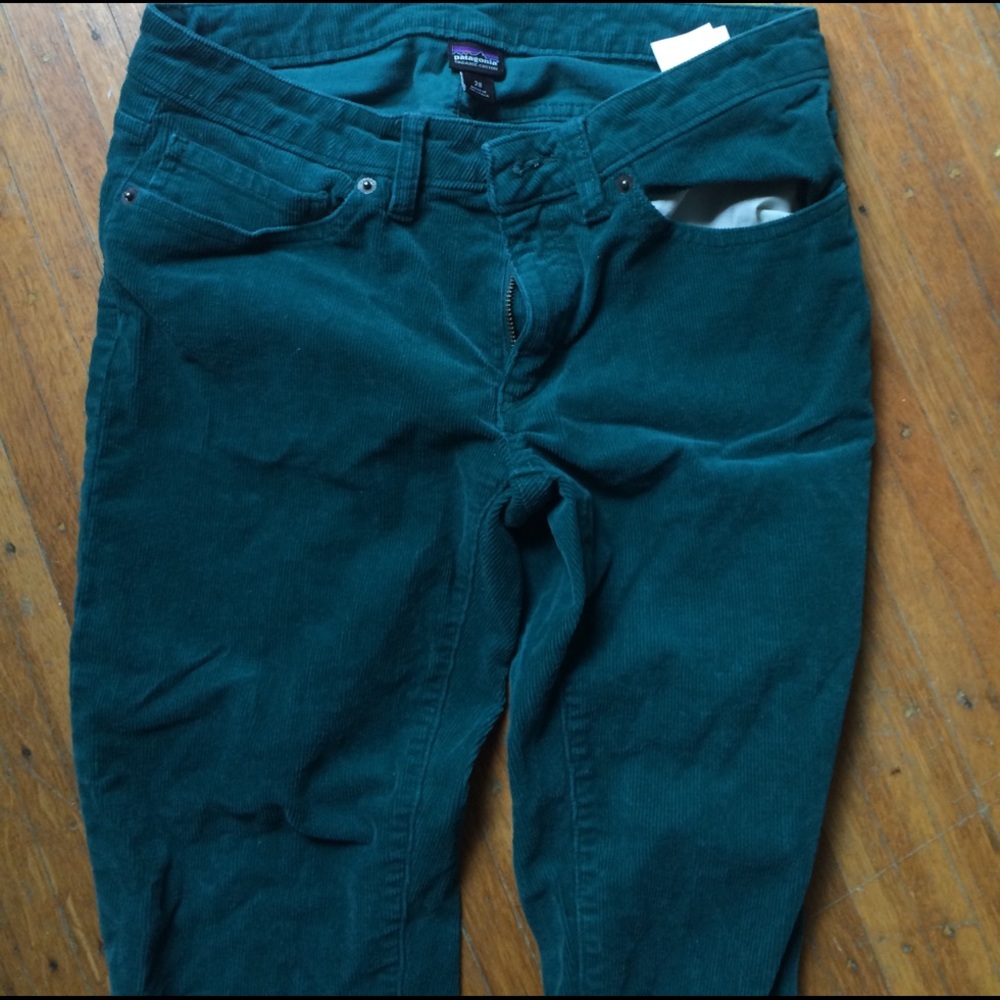 Patagonia women's fitted corduroys