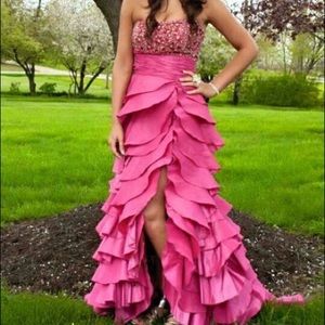 Gorgeous pink prom dress