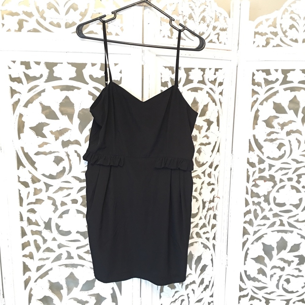 Black cocktail dress size medium