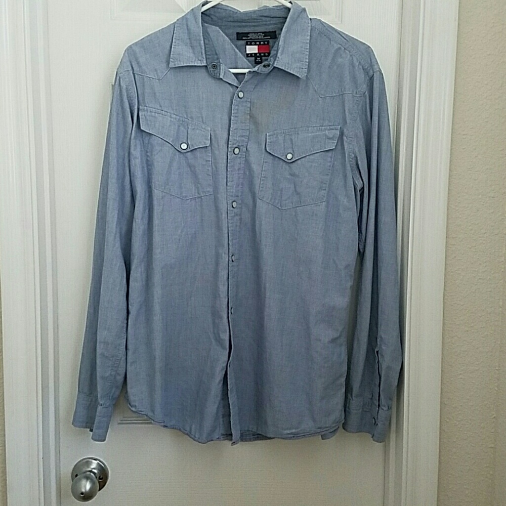 Tommy button-up