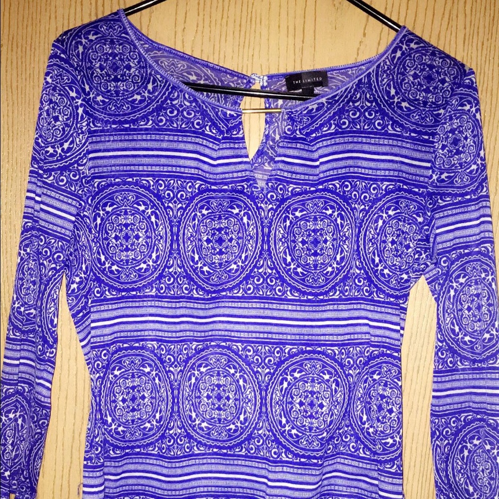 limited blouse
