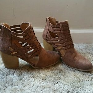 Cognac Booties
