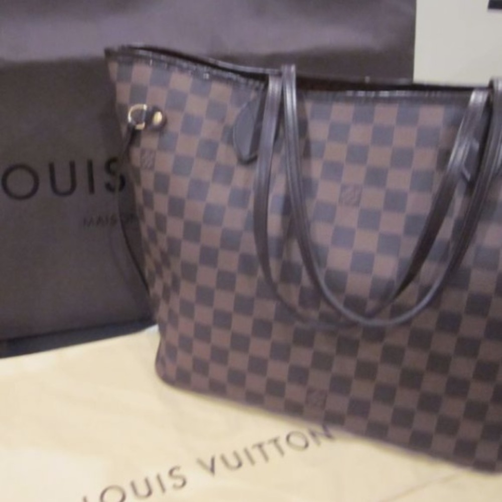 Louis Vuitton HandBag