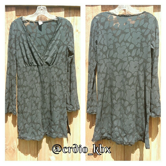 SOLD Gorgeous Tunic / Swim Cover NWOT - Picture 2 of 2