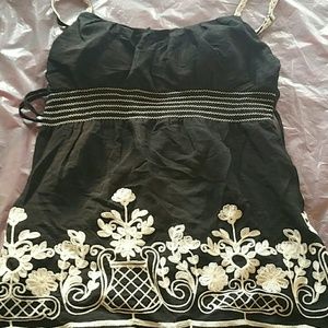 Baby doll sleeveless blouse