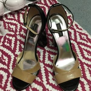 Classic tan and black heel