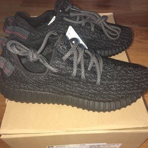 Brand New Yeezy Boost 350 Sz 6.5 women's