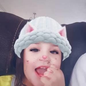 Meet your Posher, Molina