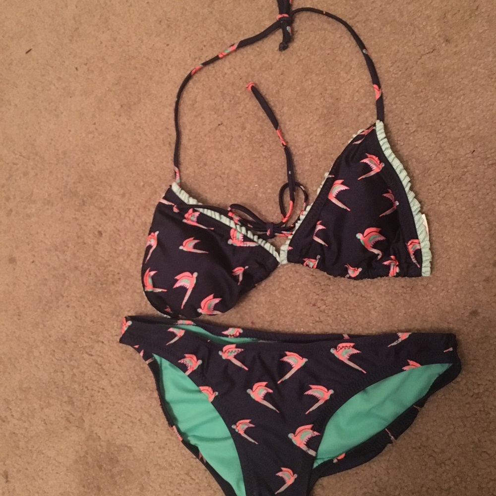 Matching bikini and bikini bottom set
