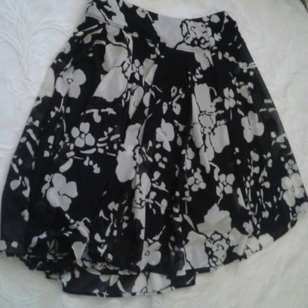 Inc. Skirt