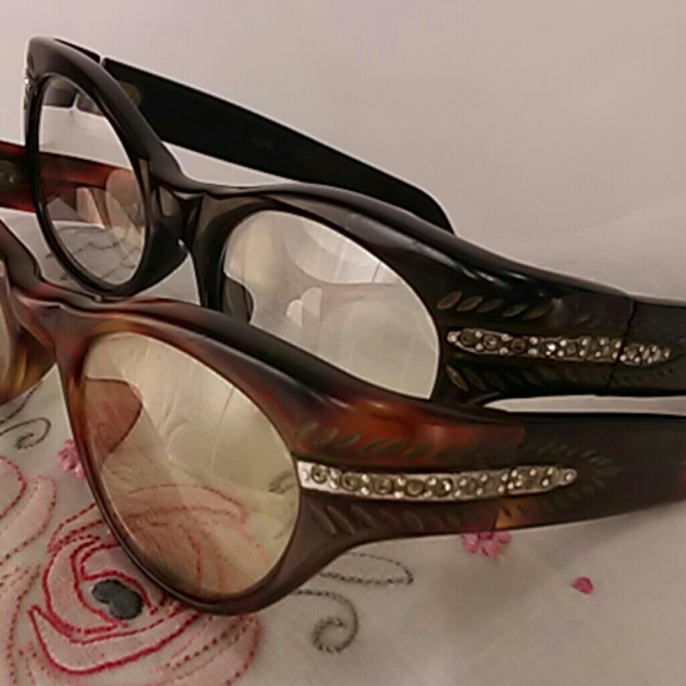 Pair original vtg 40s French Designer eyeglasses