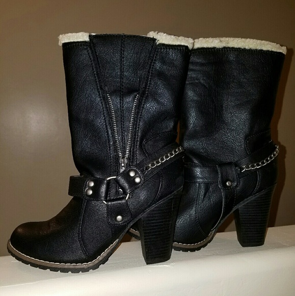 Candies Boots - Picture 2 of 5