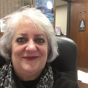 Meet your Posher, Anne