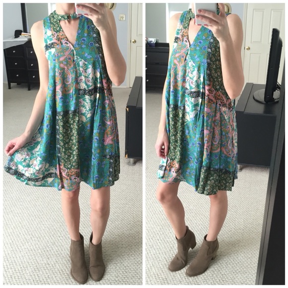 โ๏ธLAST DAY ON POSHโ๏ธBoho Pattern Dress wChoker - Picture 2 of 6