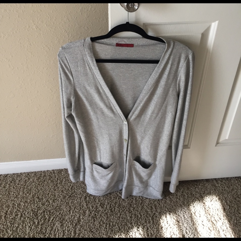 Buckle sweater
