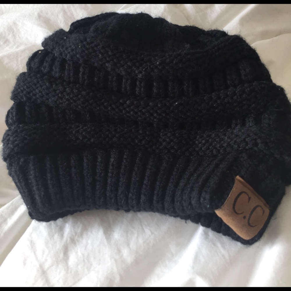 Black winter hat