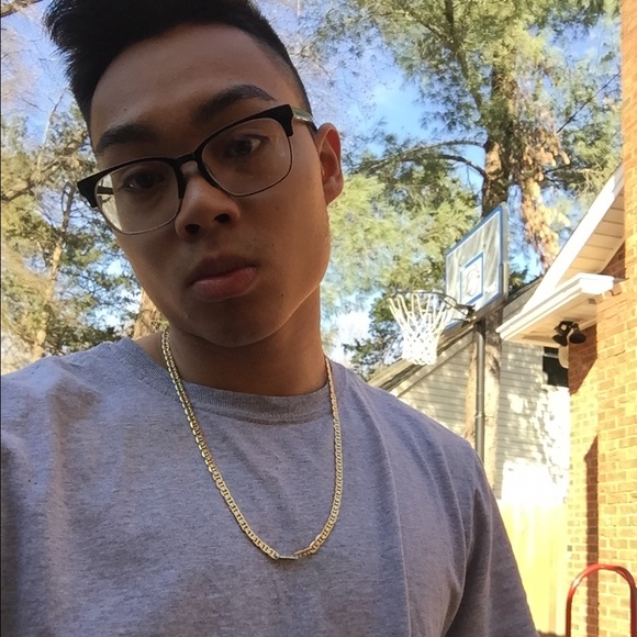 Meet your Posher, Peter - Picture 1 of 1