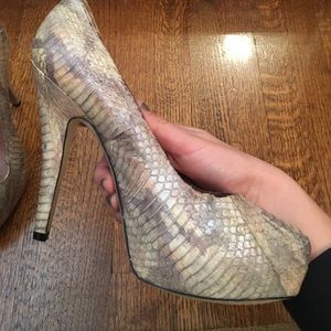 Vince Camuto heels