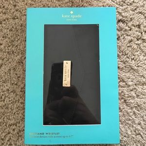 NIB KATE SPADE SMARTPHONE SAFFIANO WRISTLET