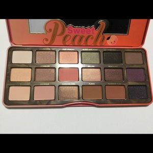 Too Faced Sweet Peach Eye Shadow Palette