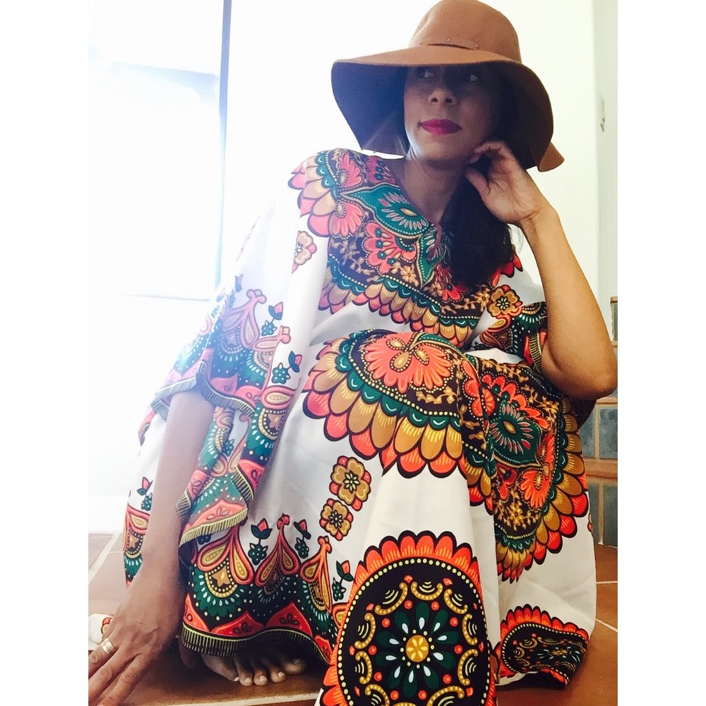 SOLD🌵🌵Host Pick🌵🌵🌵70s Kaftan Dress - Picture 7 of 8