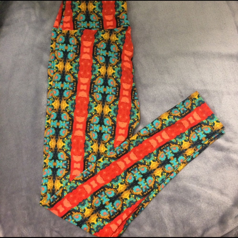 NWOT LuLaRoe OS leggings!