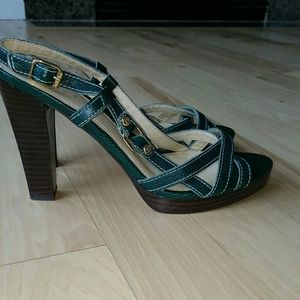 Ralph Lauren sling back pumps