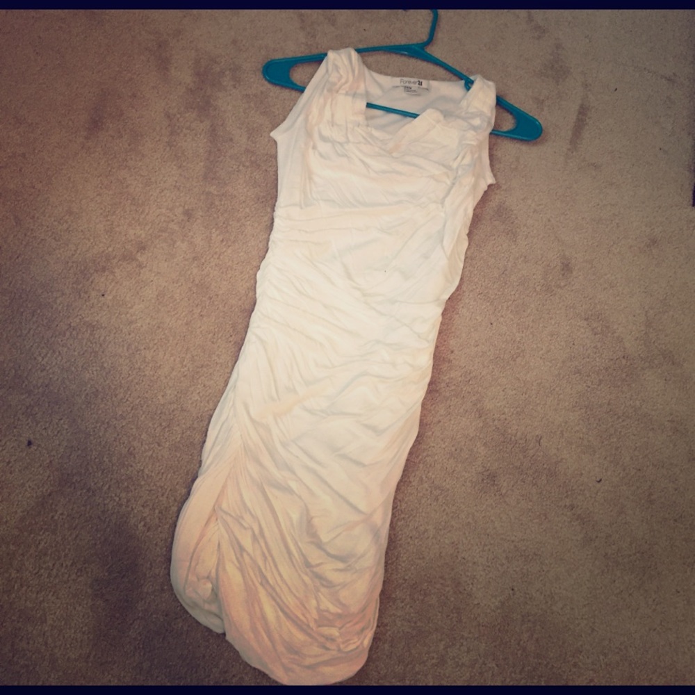 White mini sleeveless