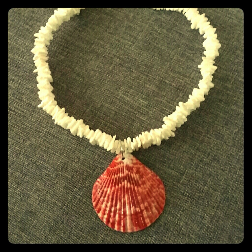 Natural Shell Statement Necklace