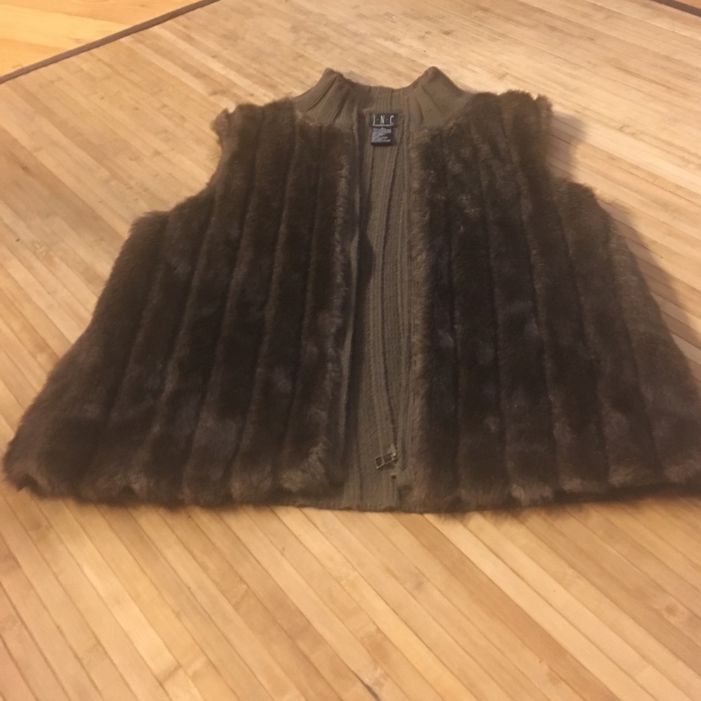 I.N.C vest