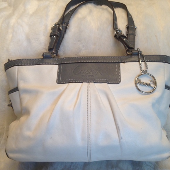 dirt cheap coach purses