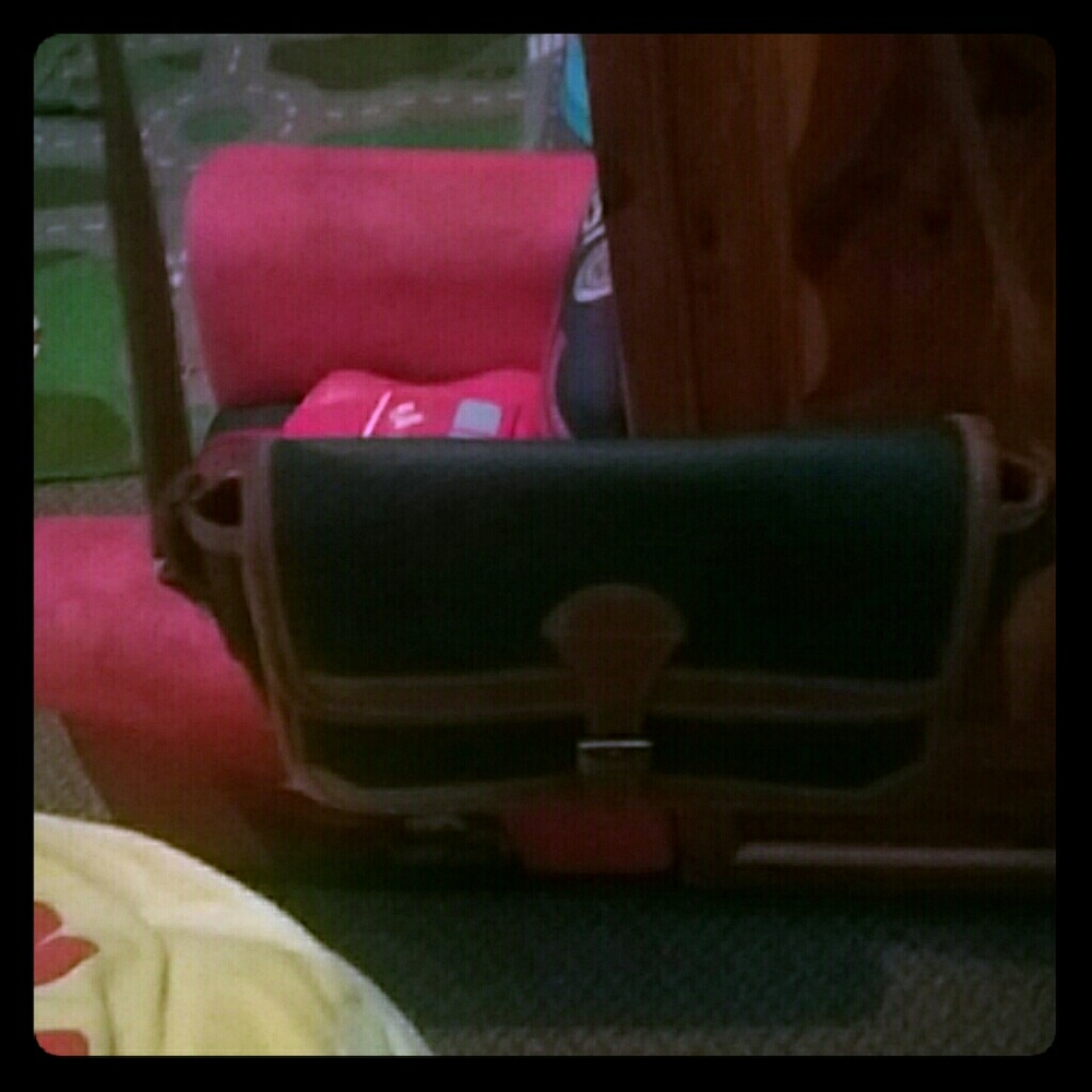 I am selling a real leather purse