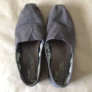 TOMS Brown Classic Canvas Slip On Shoes Size 8