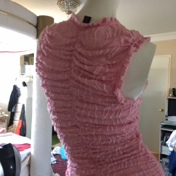Pink top , small size. Only worn once. - Picture 2 of 4