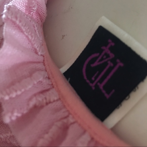 Pink top , small size. Only worn once. - Picture 3 of 4