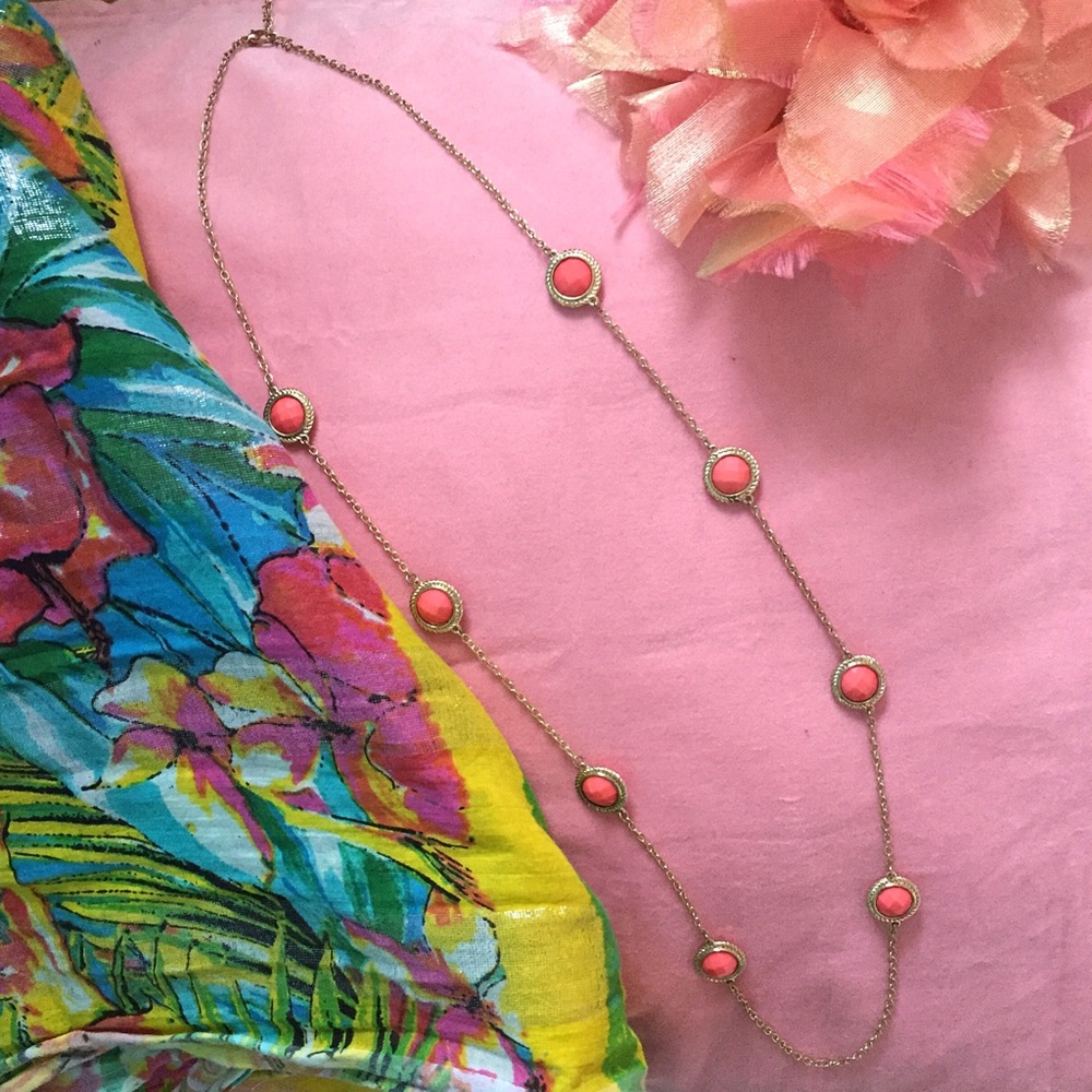 Francesca's Collections Long Peach Necklace