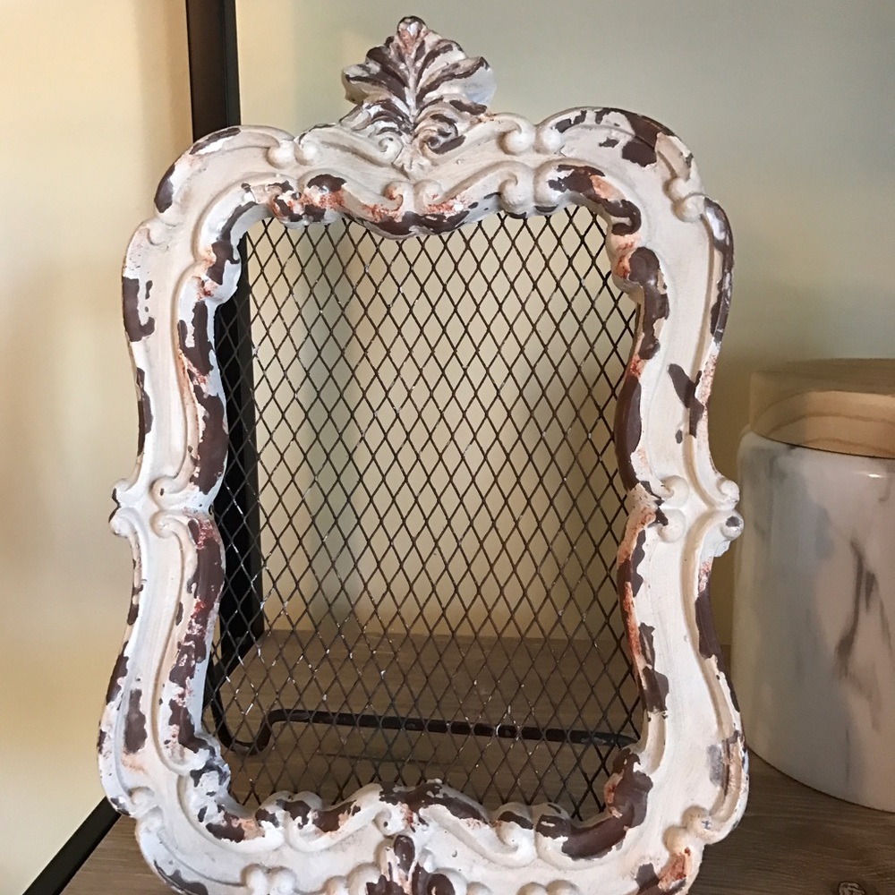 Earring holder