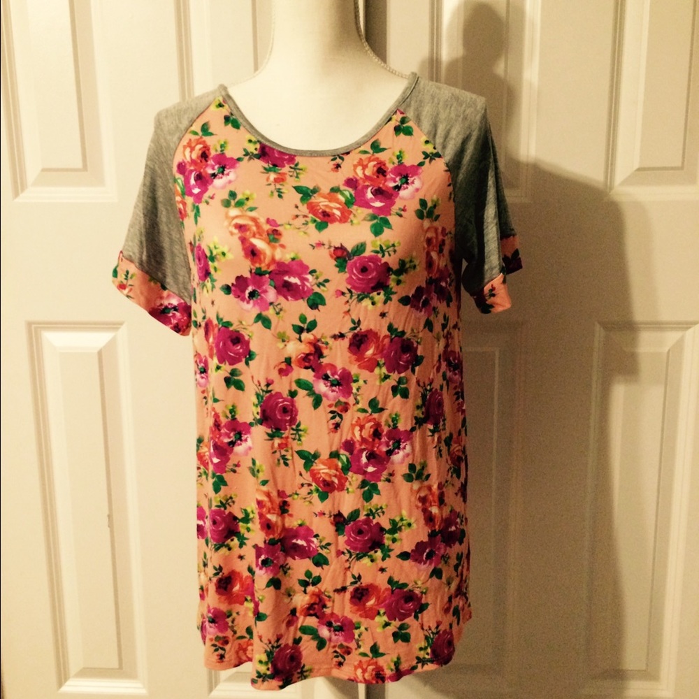Flower Print Top - Picture 2 of 4