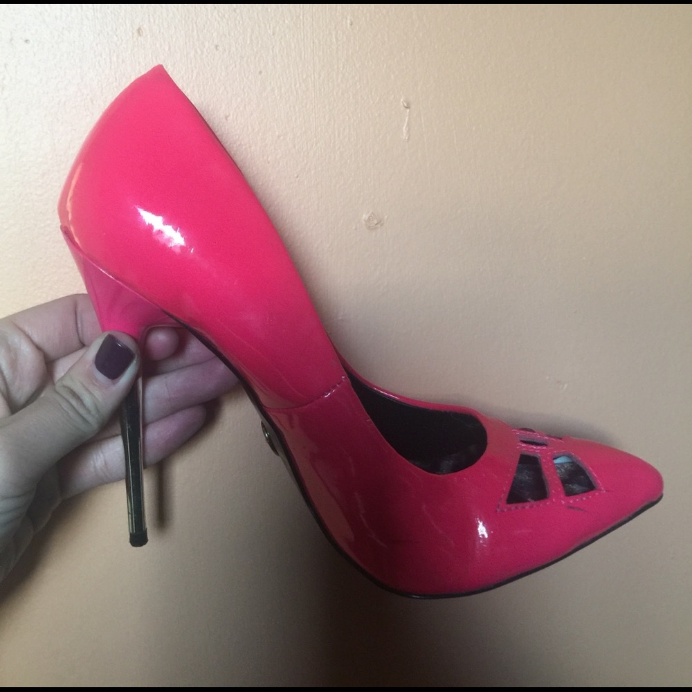 Betsey Johnson bright pink heels
