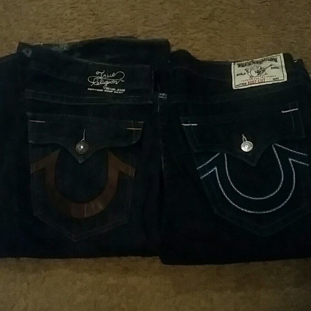 True religion  Jean's 2 pair